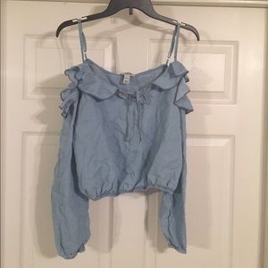 Strappy Sleeved Crop Top